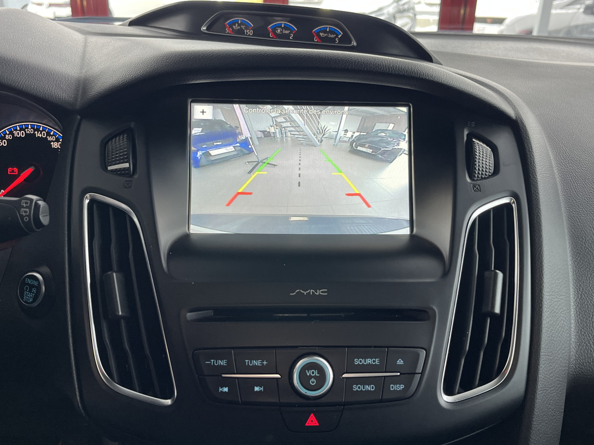 FORD FOCUS RS 2,3 350 AWD TOIT OUVRANT   GPS  CAMERA  HIFI SONY RECARO REGULATEUR LIMITEUR KEYLESS  PACK HIVER FEUX BI-XENON JANTES 19  PAS DE MALUS EXCELLENT ETAT