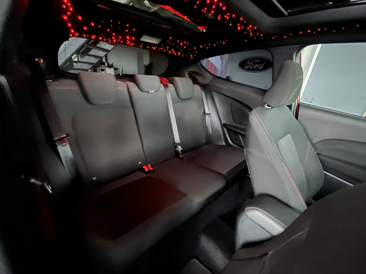 FORD FIESTA 1,0 125 ST LINE HYBRID TOIT PANORAMIQUE OUVRANT GPS ANDROID APPLE CARPLAY PARK PILOT REGULATEUR LIMITEUR FEUX HALOGENE JANTES 18 EXCELLENT ETAT