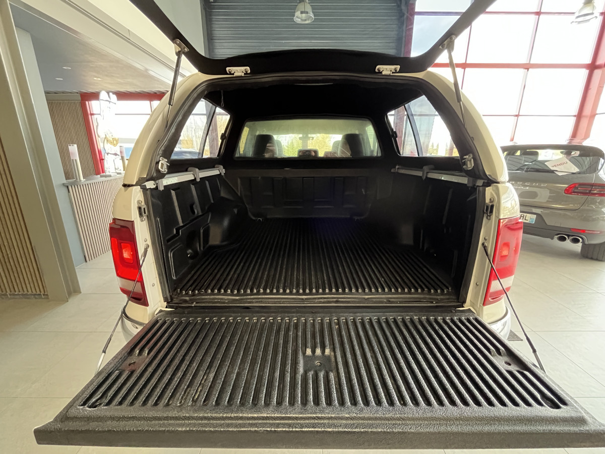 VOLKSWAGEN AMAROK CARAT 3,0 V6 TDI 224 BVA 4MOTION DOUBLE CABINE PICKUP ATTELAGE GPS APPLE CARPLAY  CAMERA REGULATEUR FEUX BI-XENON PARK PILOT EXCELLENT ETAT