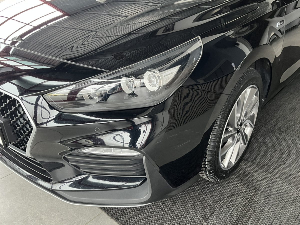 HYUNDAI I 30 NLINE 1,0 T-GDI 120 TOIT PANORAMIQUE OUVRANT GPS CAMERA REGULATEUR LIMITEUR KEYLESS  FEUX LED PARK PILOT EXCELLENT ETAT