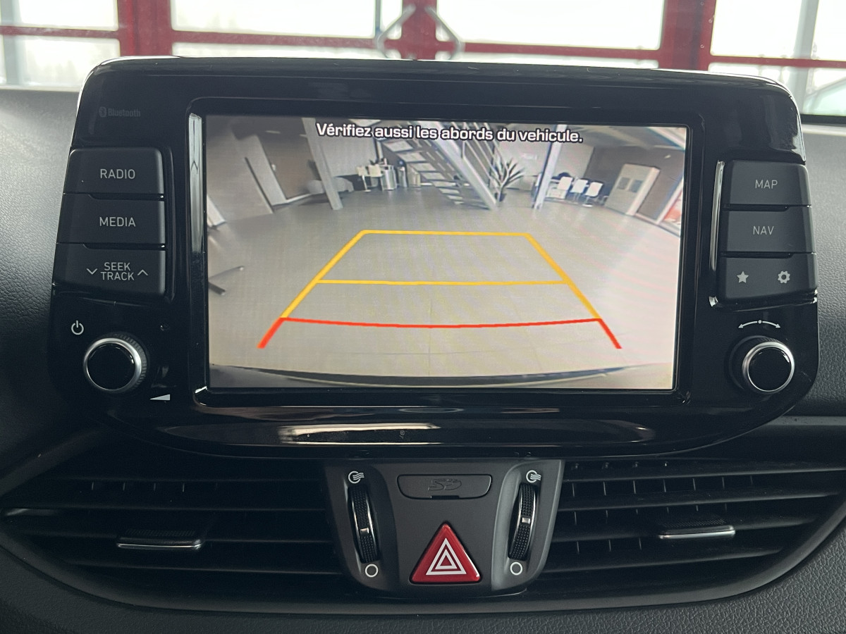 HYUNDAI I 30 NLINE 1,0 T-GDI 120 TOIT PANORAMIQUE OUVRANT GPS CAMERA REGULATEUR LIMITEUR KEYLESS  FEUX LED PARK PILOT EXCELLENT ETAT