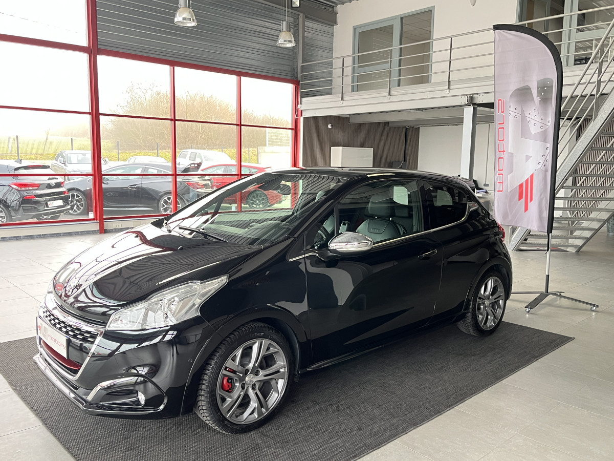 PEUGEOT 208 GTI 1,6 208 GPS CAMERA APPLE CARPLAY HIFI JBL REGULATEUR LIMITEUR PARK PILOT JANTES 17 EXCELLENT ETAT