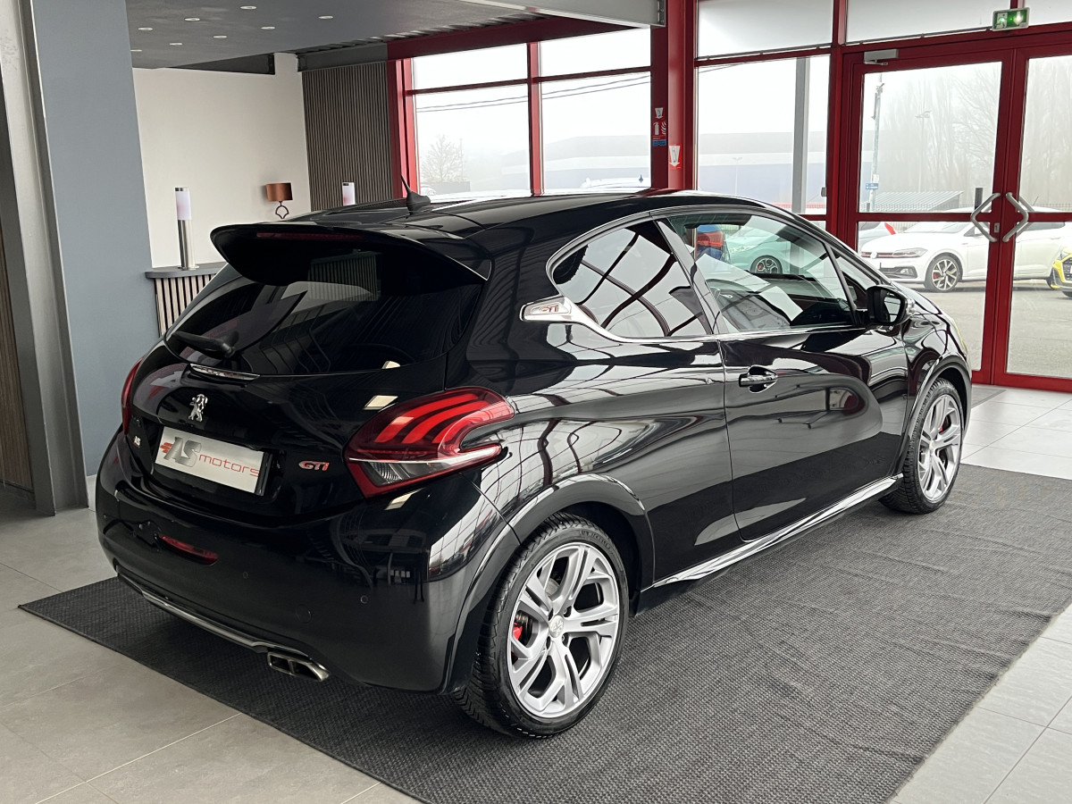 PEUGEOT 208 GTI 1,6 208 GPS CAMERA APPLE CARPLAY HIFI JBL REGULATEUR LIMITEUR PARK PILOT JANTES 17 EXCELLENT ETAT