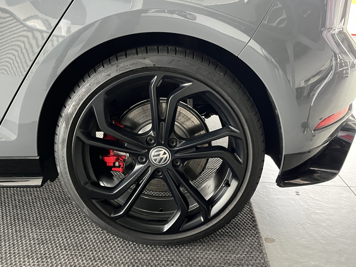 VW GOLF 7 GTI TCR  2,0 TSI 290 DSG7 GPS APPLE CAR PLAY ACC DCC DIGITAL COCKPIT KEYLESS REGULATEUR ADAPTATIF LIMITEUR  FULL LED JANTES 19  EXCELLENT ETAT