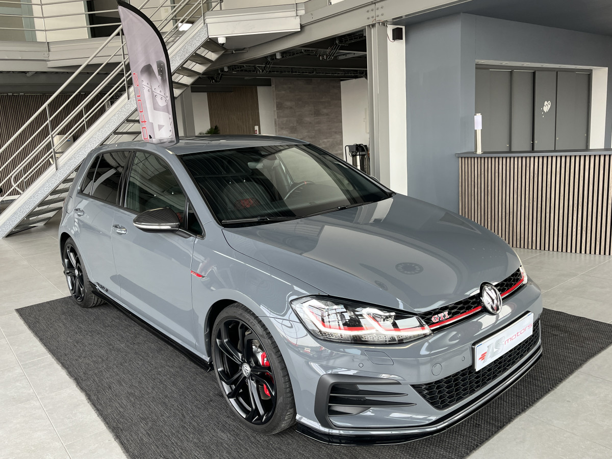 VW GOLF 7 GTI TCR  2,0 TSI 290 DSG7 GPS APPLE CAR PLAY ACC DCC DIGITAL COCKPIT KEYLESS REGULATEUR ADAPTATIF LIMITEUR  FULL LED JANTES 19  EXCELLENT ETAT