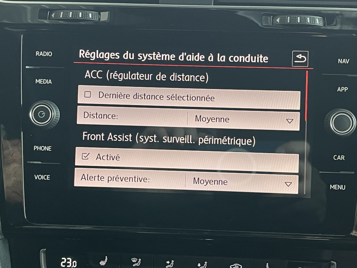 VW GOLF 7 GTI TCR  2,0 TSI 290 DSG7 GPS APPLE CAR PLAY ACC DCC DIGITAL COCKPIT KEYLESS REGULATEUR ADAPTATIF LIMITEUR  FULL LED JANTES 19  EXCELLENT ETAT