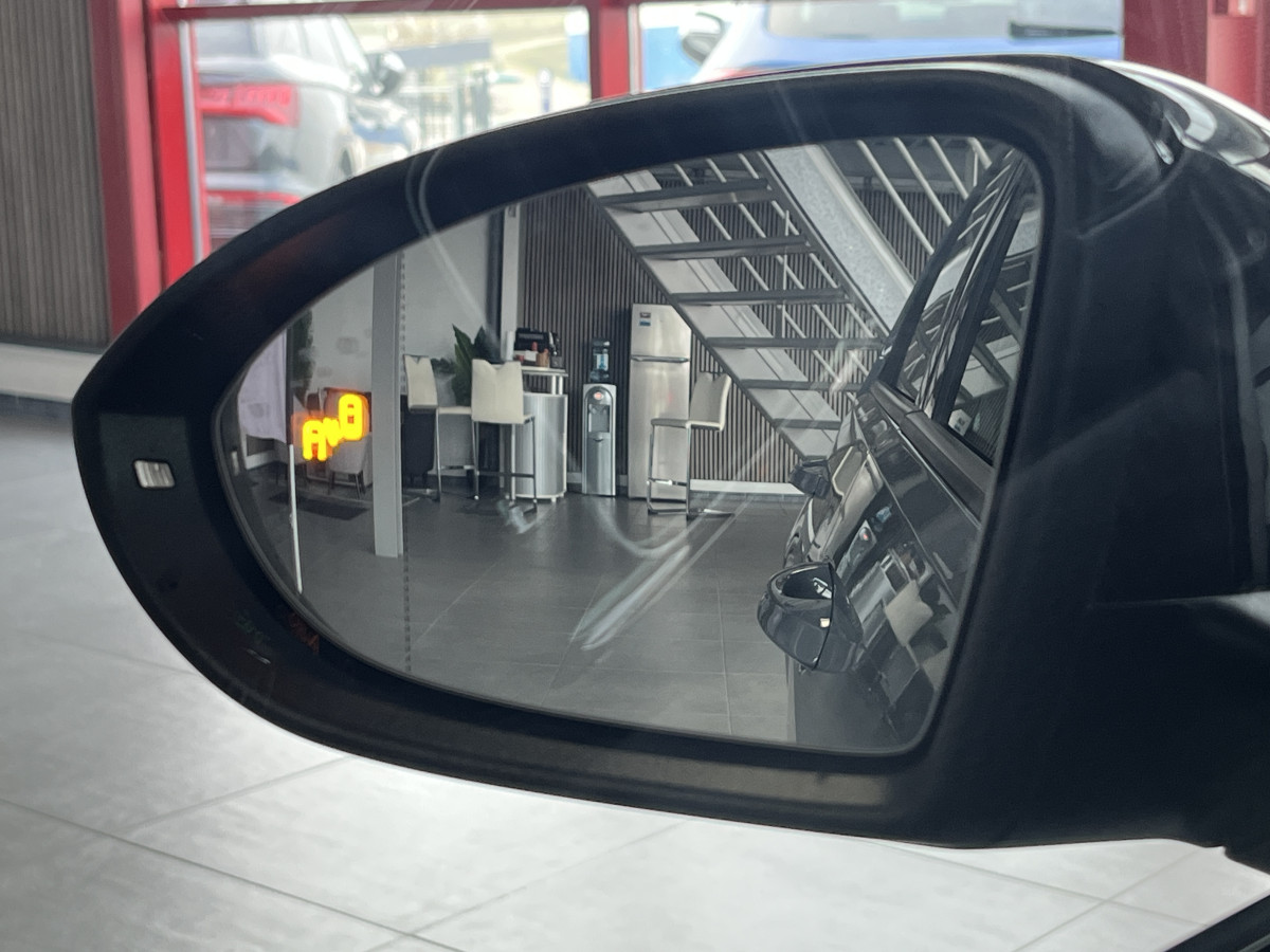 VW GOLF 7 GTI TCR  2,0 TSI 290 DSG7 GPS APPLE CAR PLAY ACC DCC DIGITAL COCKPIT KEYLESS REGULATEUR ADAPTATIF LIMITEUR  FULL LED JANTES 19  EXCELLENT ETAT