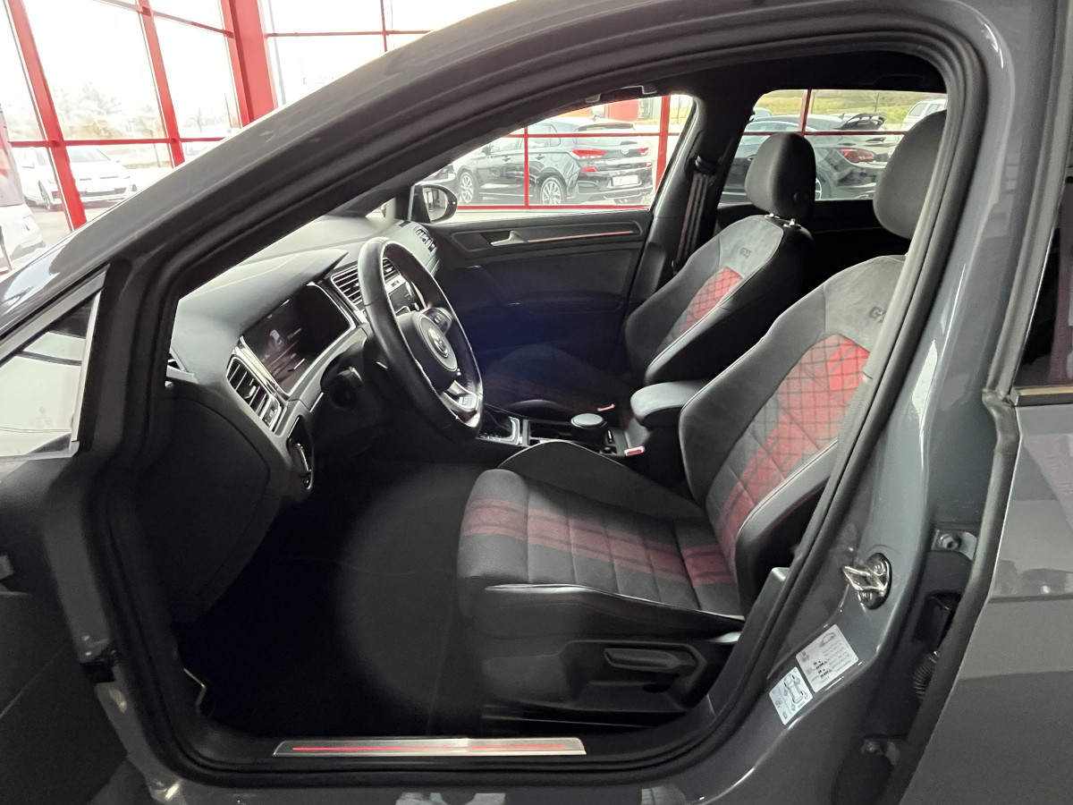 VW GOLF 7 GTI TCR  2,0 TSI 290 DSG7 GPS APPLE CAR PLAY ACC DCC DIGITAL COCKPIT KEYLESS REGULATEUR ADAPTATIF LIMITEUR  FULL LED JANTES 19  EXCELLENT ETAT