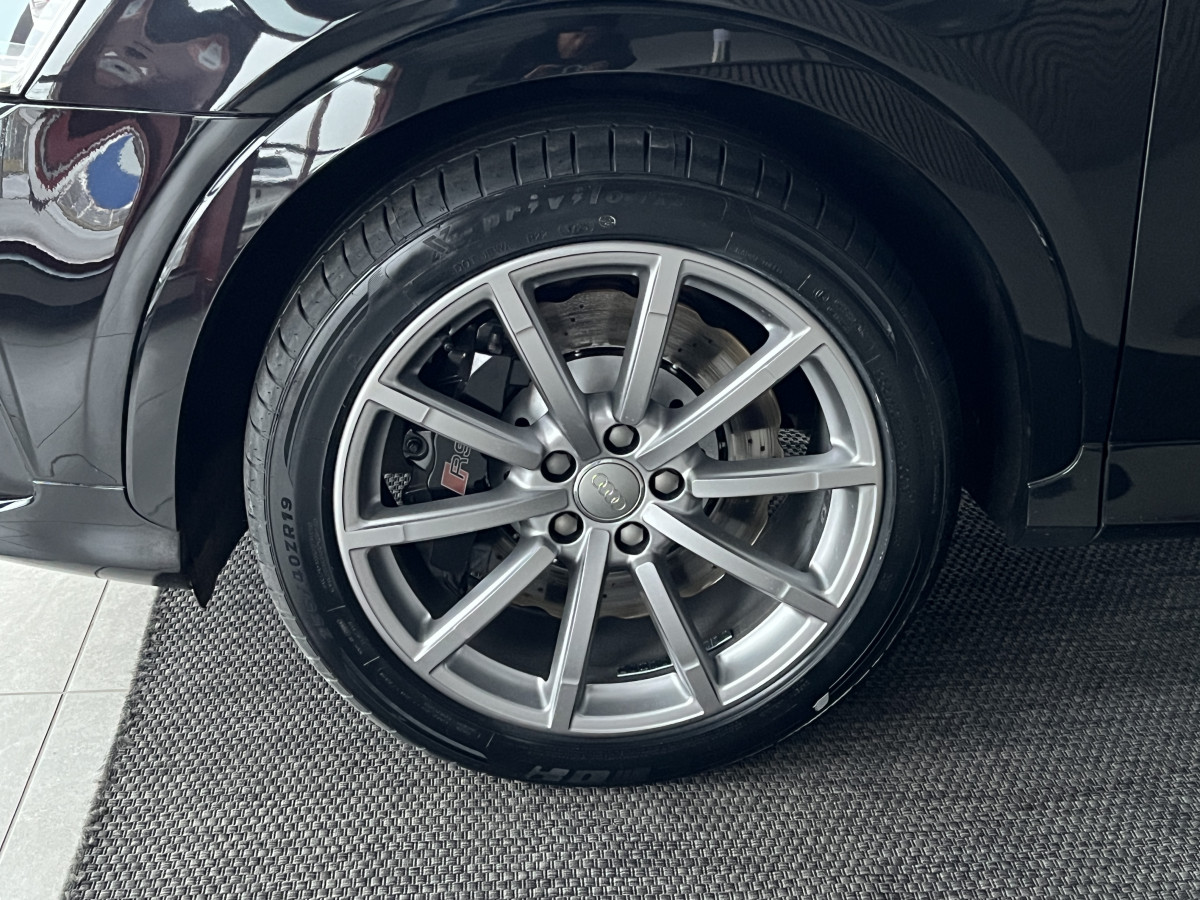 AUDI RSQ3 2,5 TFSI 367 S-TRONIC 7  QUATTRO TOIT PANORAMIQUE OUVRANT  GPS CAMERA KEYLESS HIFI BOSE  REGULATEUR PARK PILOT AUDI DRIVE SELECT FEUX LED . JANTES 19 EXCELLENT ETAT