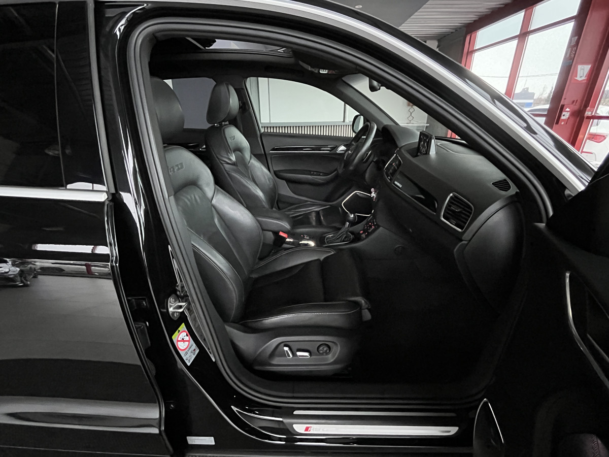AUDI RSQ3 2,5 TFSI 367 S-TRONIC 7  QUATTRO TOIT PANORAMIQUE OUVRANT  GPS CAMERA KEYLESS HIFI BOSE  REGULATEUR PARK PILOT AUDI DRIVE SELECT FEUX LED . JANTES 19 EXCELLENT ETAT