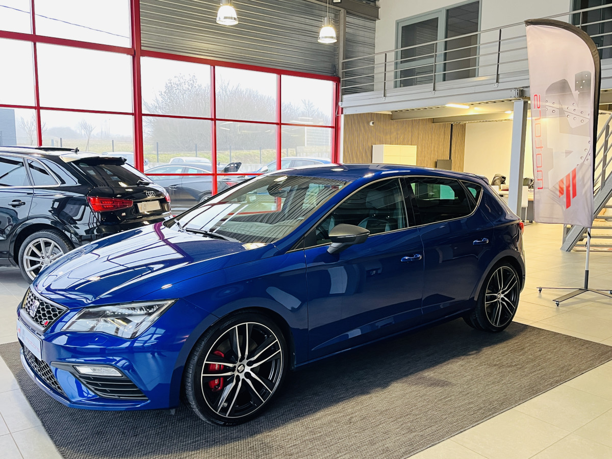 SEAT LEON CUPRA 2,0 TSI 300 GPS DCC HIFI BEATS FULL LED REGULATEUR  DIGITAL COCKPIT PARK PILOT JANTES 19  EXCELLENT ETAT
