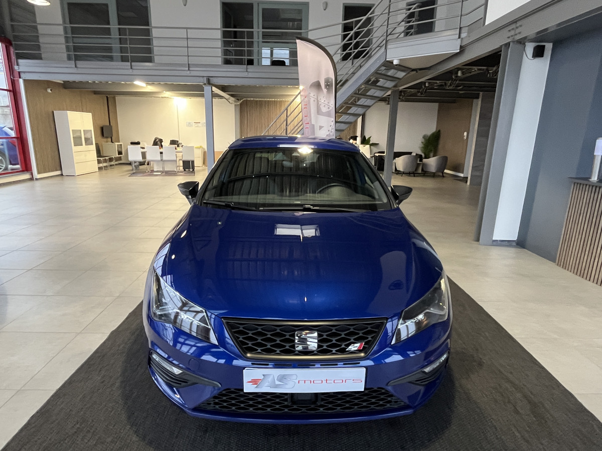 SEAT LEON CUPRA 2,0 TSI 300 GPS DCC HIFI BEATS FULL LED REGULATEUR  DIGITAL COCKPIT PARK PILOT JANTES 19  EXCELLENT ETAT