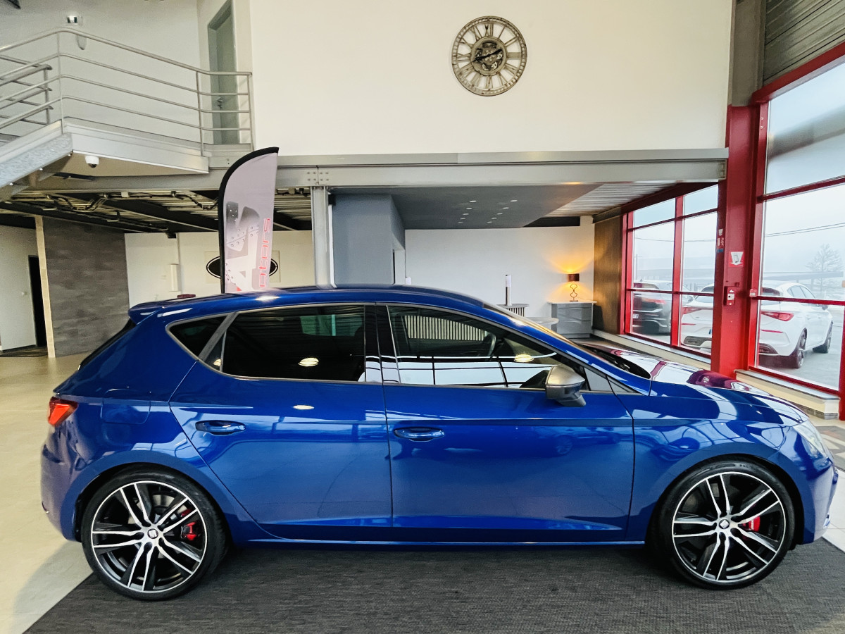SEAT LEON CUPRA 2,0 TSI 300 GPS DCC HIFI BEATS FULL LED REGULATEUR  DIGITAL COCKPIT PARK PILOT JANTES 19  EXCELLENT ETAT
