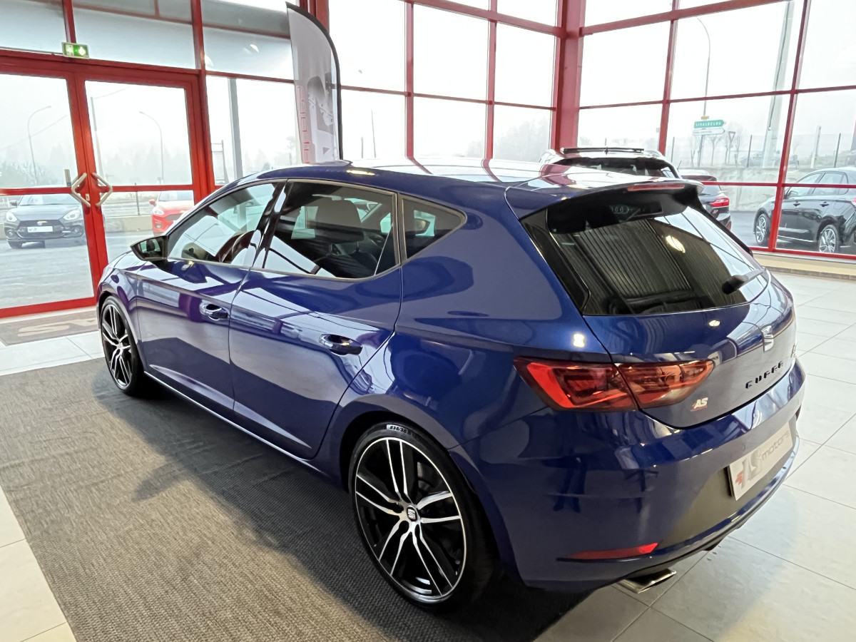 SEAT LEON CUPRA 2,0 TSI 300 GPS DCC HIFI BEATS FULL LED REGULATEUR  DIGITAL COCKPIT PARK PILOT JANTES 19  EXCELLENT ETAT