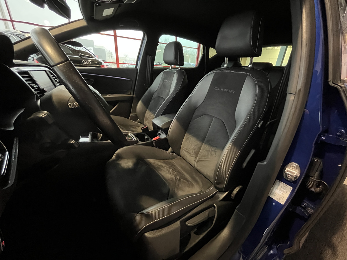 SEAT LEON CUPRA 2,0 TSI 300 GPS DCC HIFI BEATS FULL LED REGULATEUR  DIGITAL COCKPIT PARK PILOT JANTES 19  EXCELLENT ETAT