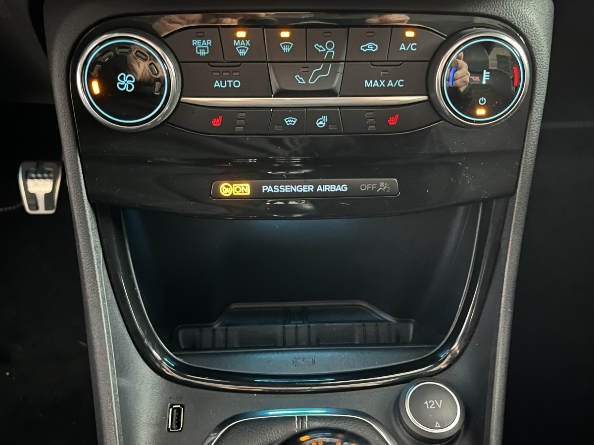 FORD PUMA ST 1,5 200 TOIT PANORAMIQUE OUVRANT  GPS CAMERA KEYLESS FEUX LED APPLE CARPLAY HIFI B&O REGULATEUR LIMITEUR PARK PILOT PACK HIVER JANTES 19 EXCELLENT ETAT