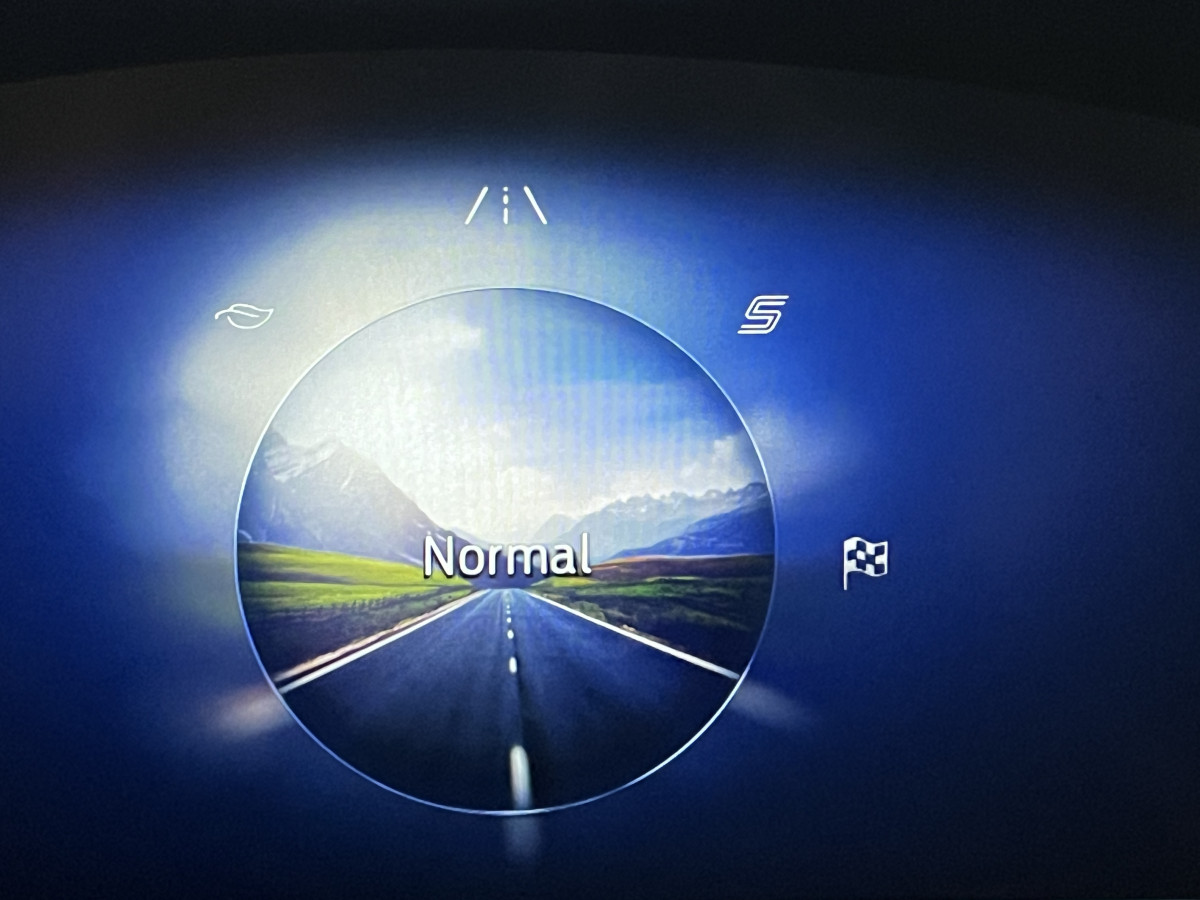 FORD PUMA ST 1,5 200 TOIT PANORAMIQUE OUVRANT  GPS CAMERA KEYLESS FEUX LED APPLE CARPLAY HIFI B&O REGULATEUR LIMITEUR PARK PILOT PACK HIVER JANTES 19 EXCELLENT ETAT