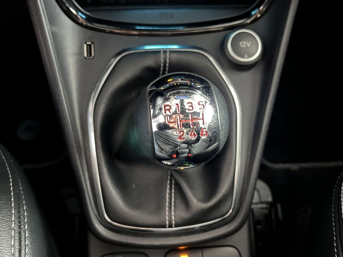 FORD PUMA ST 1,5 200 TOIT PANORAMIQUE OUVRANT  GPS CAMERA KEYLESS FEUX LED APPLE CARPLAY HIFI B&O REGULATEUR LIMITEUR PARK PILOT PACK HIVER JANTES 19 EXCELLENT ETAT