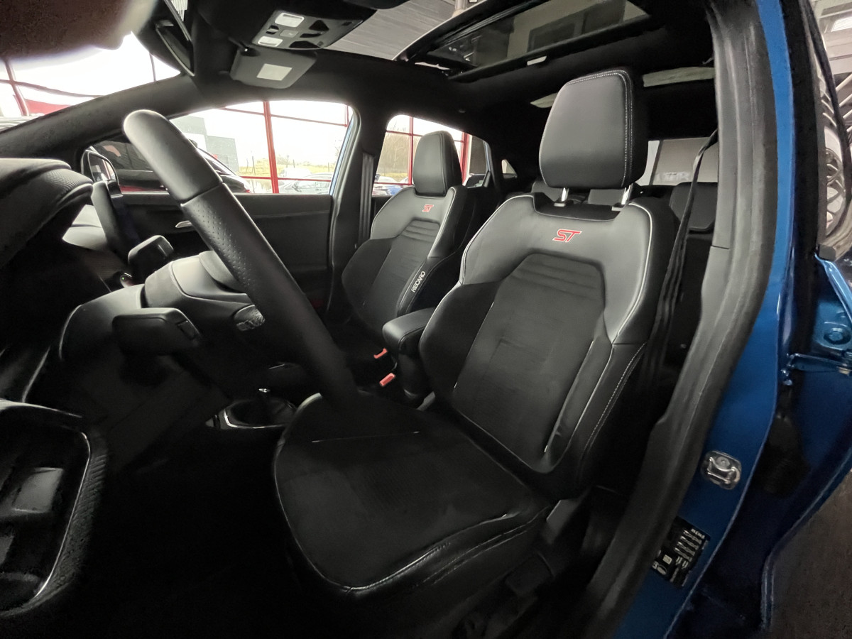 FORD PUMA ST 1,5 200 TOIT PANORAMIQUE OUVRANT  GPS CAMERA KEYLESS FEUX LED APPLE CARPLAY HIFI B&O REGULATEUR LIMITEUR PARK PILOT PACK HIVER JANTES 19 EXCELLENT ETAT