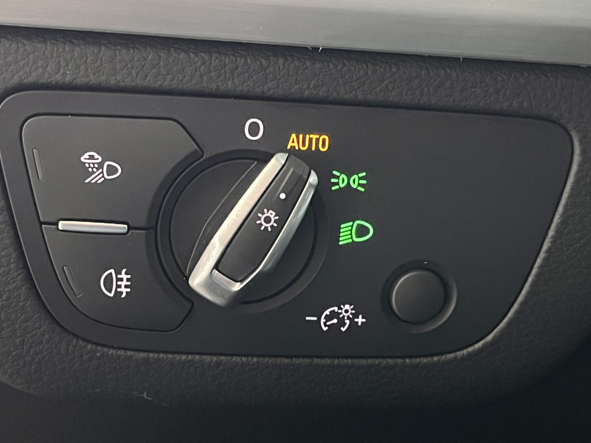 AUDI SQ5 TDI V6 347 BVA8 QUATTRO ATTELAGE  TOIT PANORAMIQUE GPS CAMERA KEYLESS ACC DCC  HIFI B&O APPLE CARPLAY  REGULATEUR ADAPTATIF FULL BLACK MATRIX LED  DRIVE SELECT JANTES 21  EXCELLENT ETAT