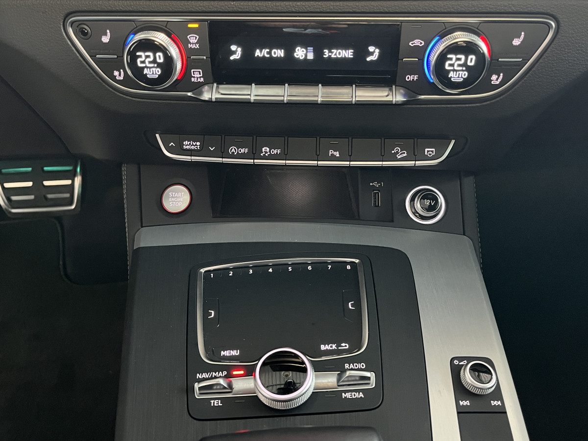 AUDI SQ5 TDI V6 347 BVA8 QUATTRO ATTELAGE  TOIT PANORAMIQUE GPS CAMERA KEYLESS ACC DCC  HIFI B&O APPLE CARPLAY  REGULATEUR ADAPTATIF FULL BLACK MATRIX LED  DRIVE SELECT JANTES 21  EXCELLENT ETAT