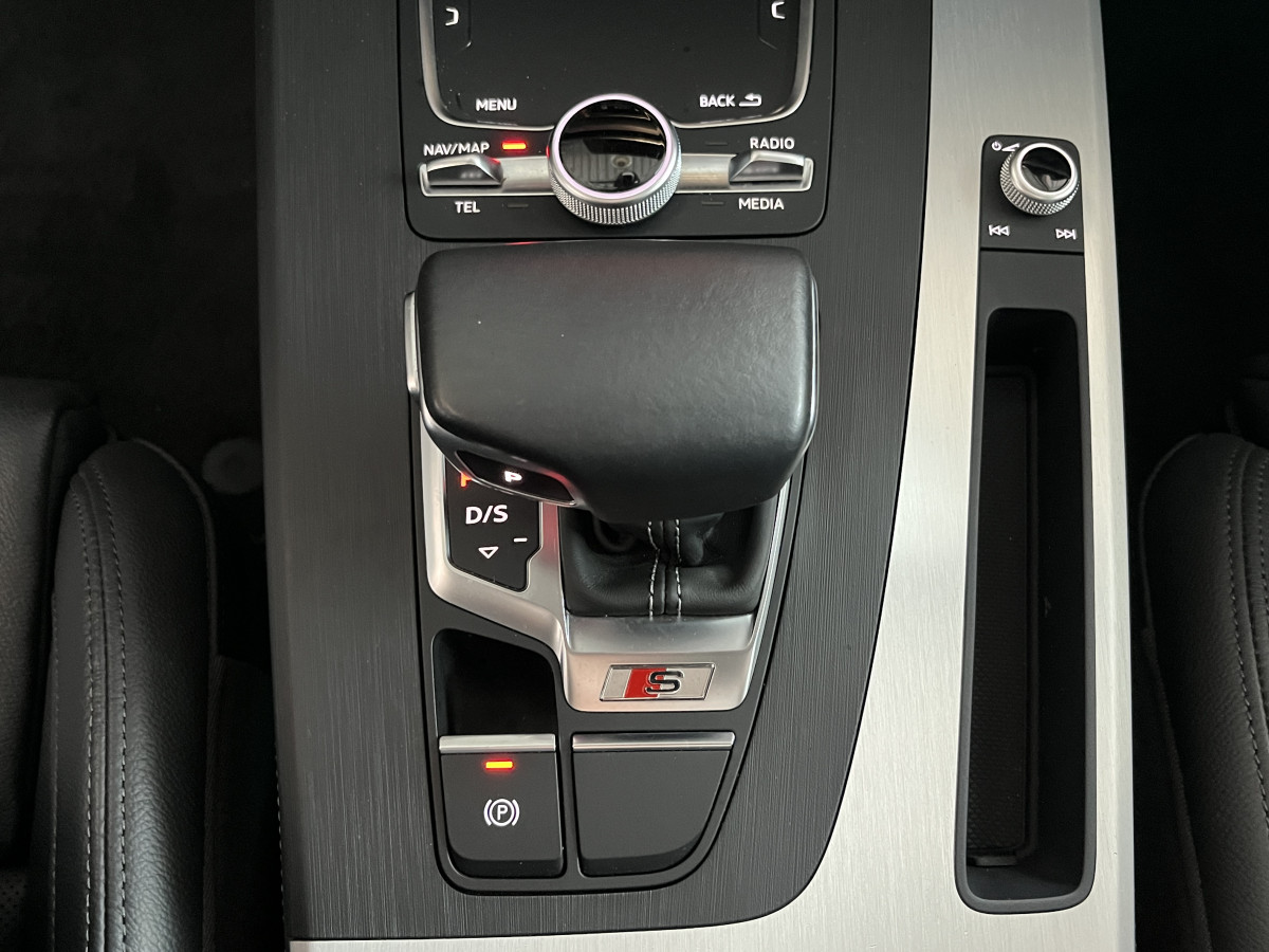 AUDI SQ5 TDI V6 347 BVA8 QUATTRO ATTELAGE  TOIT PANORAMIQUE GPS CAMERA KEYLESS ACC DCC  HIFI B&O APPLE CARPLAY  REGULATEUR ADAPTATIF FULL BLACK MATRIX LED  DRIVE SELECT JANTES 21  EXCELLENT ETAT