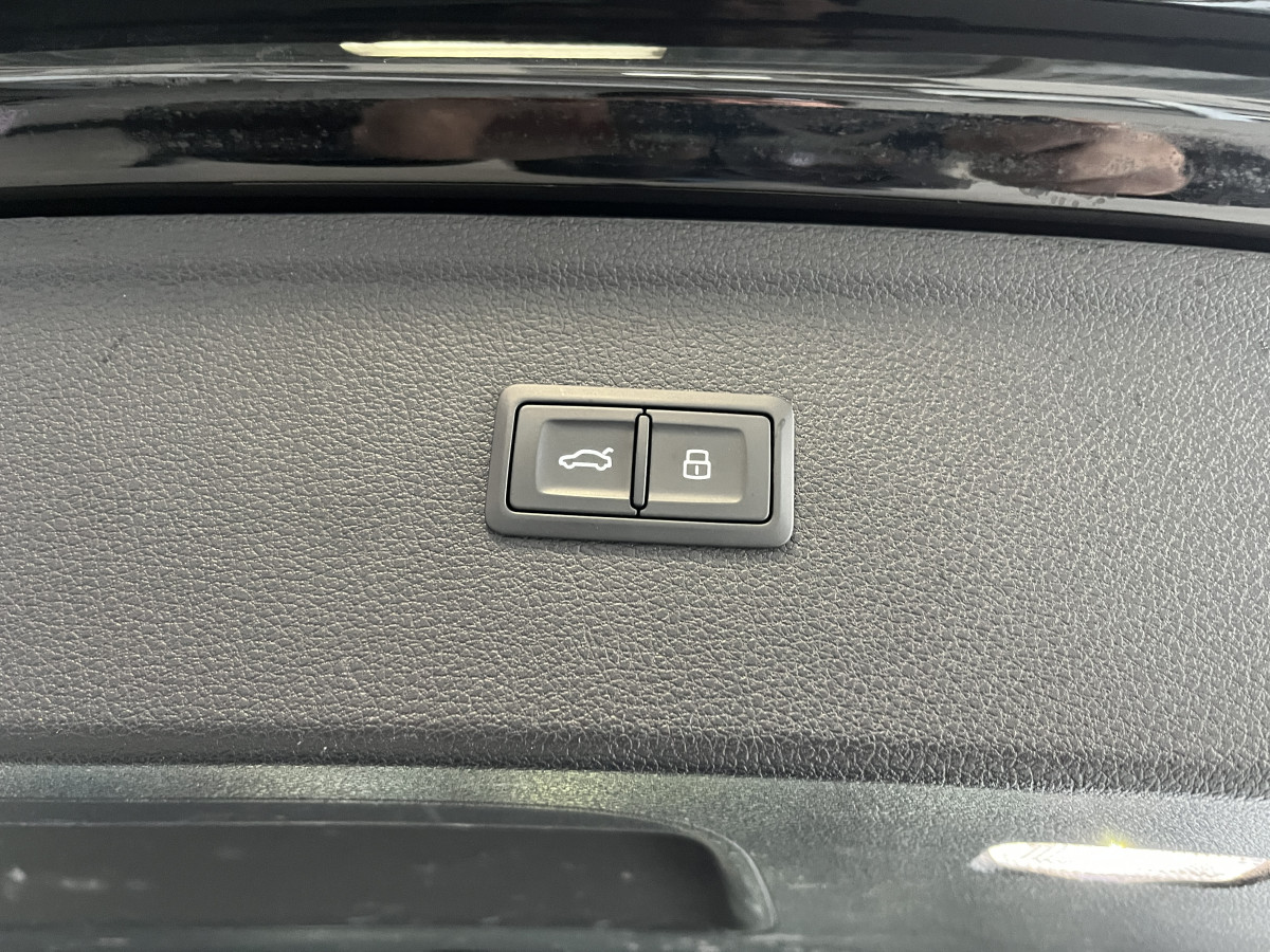 AUDI SQ5 TDI V6 347 BVA8 QUATTRO ATTELAGE  TOIT PANORAMIQUE GPS CAMERA KEYLESS ACC DCC  HIFI B&O APPLE CARPLAY  REGULATEUR ADAPTATIF FULL BLACK MATRIX LED  DRIVE SELECT JANTES 21  EXCELLENT ETAT