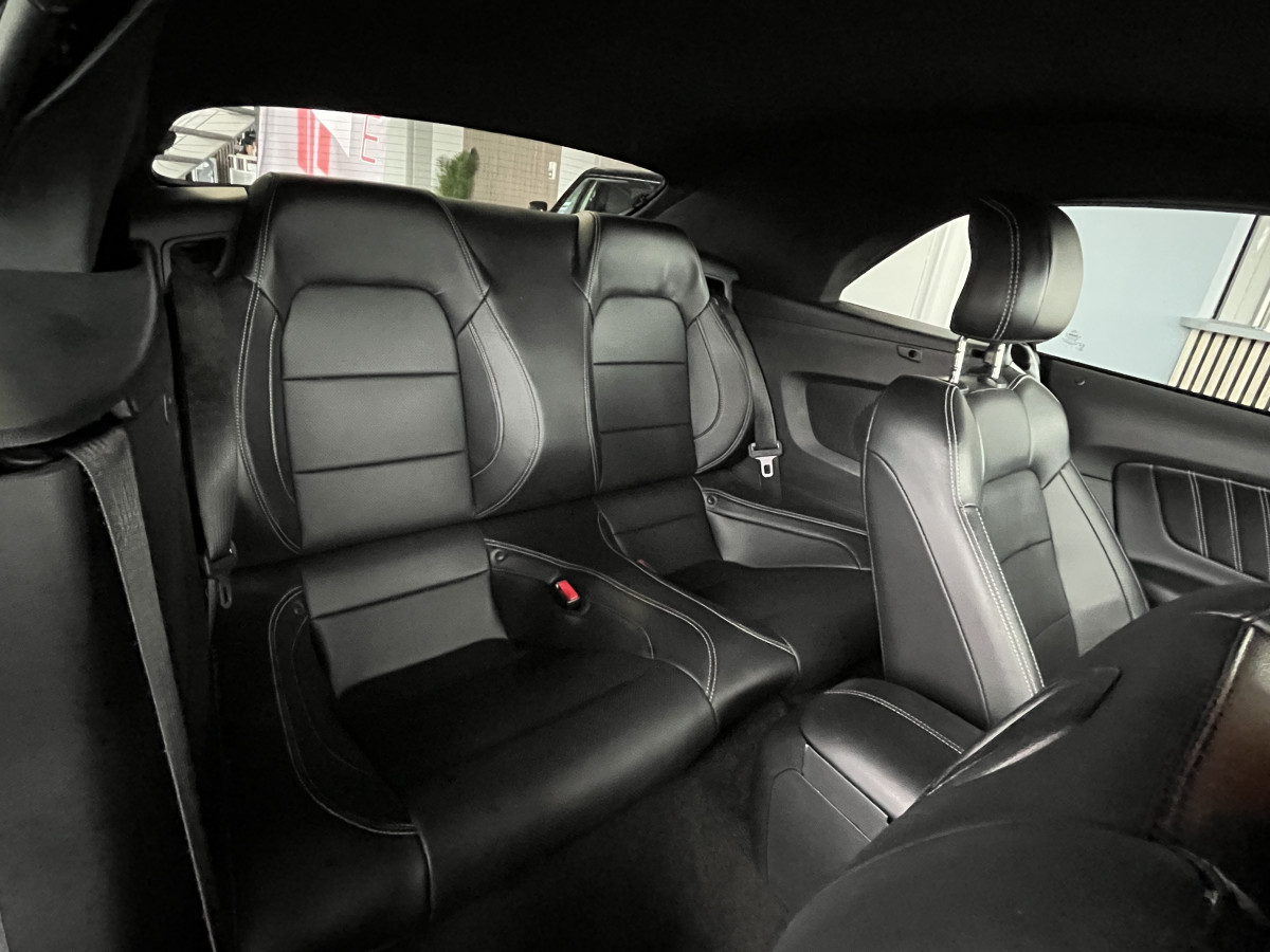 FORD MUSTANG CONVERTIBLE  5,0 V8 421 GT BVA GPS CAMERA REGULATEUR LIMITEUR KEYLESS ECHAPPEMENT A CLAPET  PARK PILOT APPLE CARPLAY FEUX BI-XENON  EXCELLENT ETAT