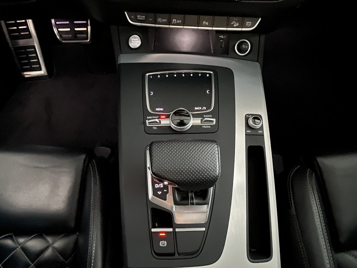 AUDI Q5 50 TDI 3,0 V6 286 BVA QUATTRO ATTELAGE TOIT PANORAMIQUE HIFI B&O VIRTUAL COCKPIT  KEYLESS CARPLAY GPS REGULATEUR LIMITEUR PARK PILOT JANTES 20 EXCELLENT ETAT