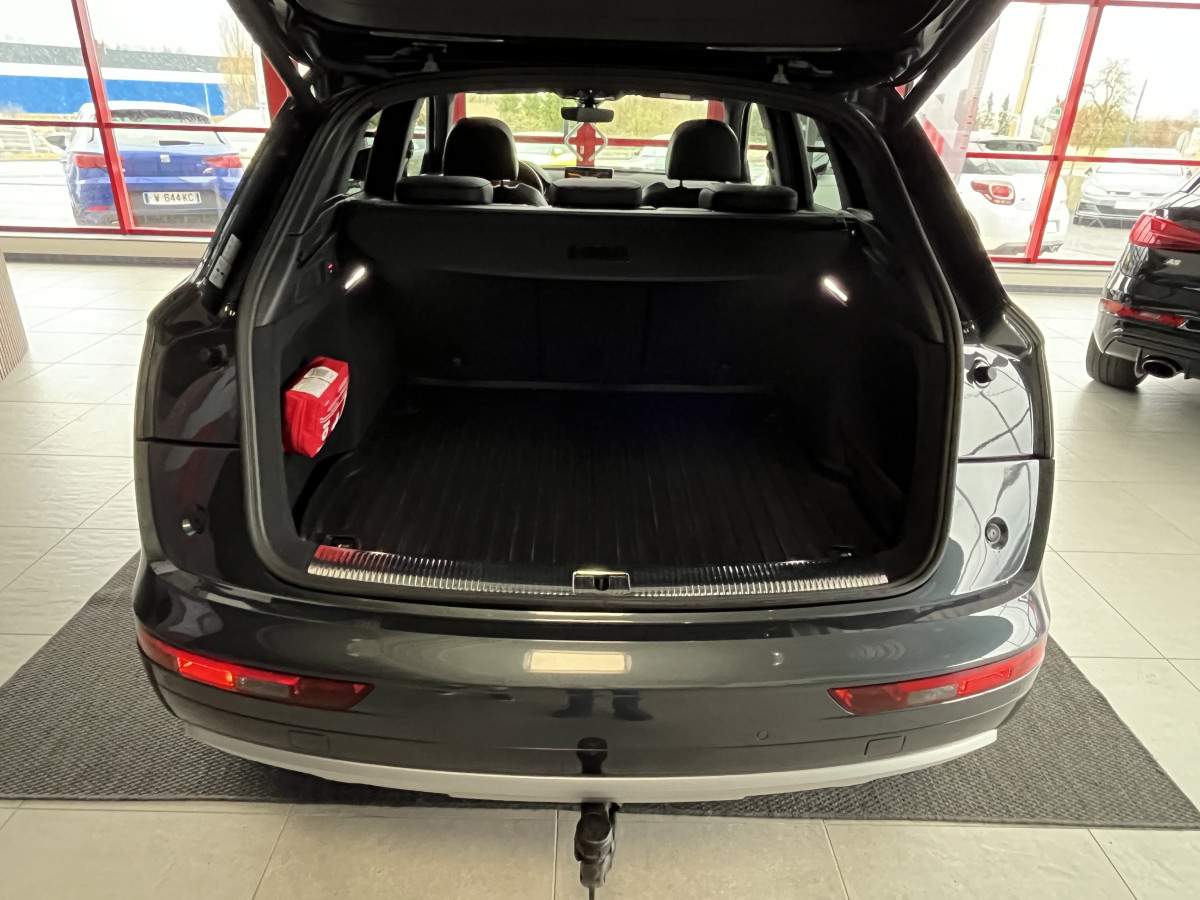 AUDI Q5 50 TDI 3,0 V6 286 BVA QUATTRO ATTELAGE TOIT PANORAMIQUE HIFI B&O VIRTUAL COCKPIT  KEYLESS CARPLAY GPS REGULATEUR LIMITEUR PARK PILOT JANTES 20 EXCELLENT ETAT