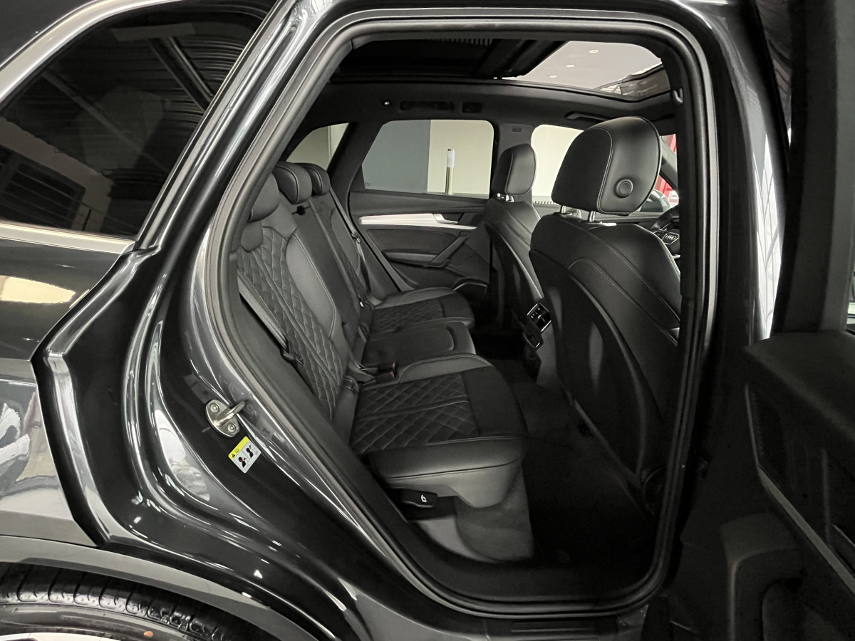 AUDI Q5 50 TDI 3,0 V6 286 BVA QUATTRO ATTELAGE TOIT PANORAMIQUE HIFI B&O VIRTUAL COCKPIT  KEYLESS CARPLAY GPS REGULATEUR LIMITEUR PARK PILOT JANTES 20 EXCELLENT ETAT
