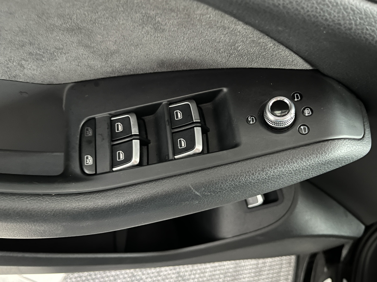 AUDI SQ5 3,0  TDI V6 326 COMPETITION  BVA8 QUATTRO  GPS CAMERA  KEYLESS  HIFI SOUND SYSTEM  BI-XENON  PARK PILOT  DRIVE SELECT JANTE 21 EXCELLENT ETAT