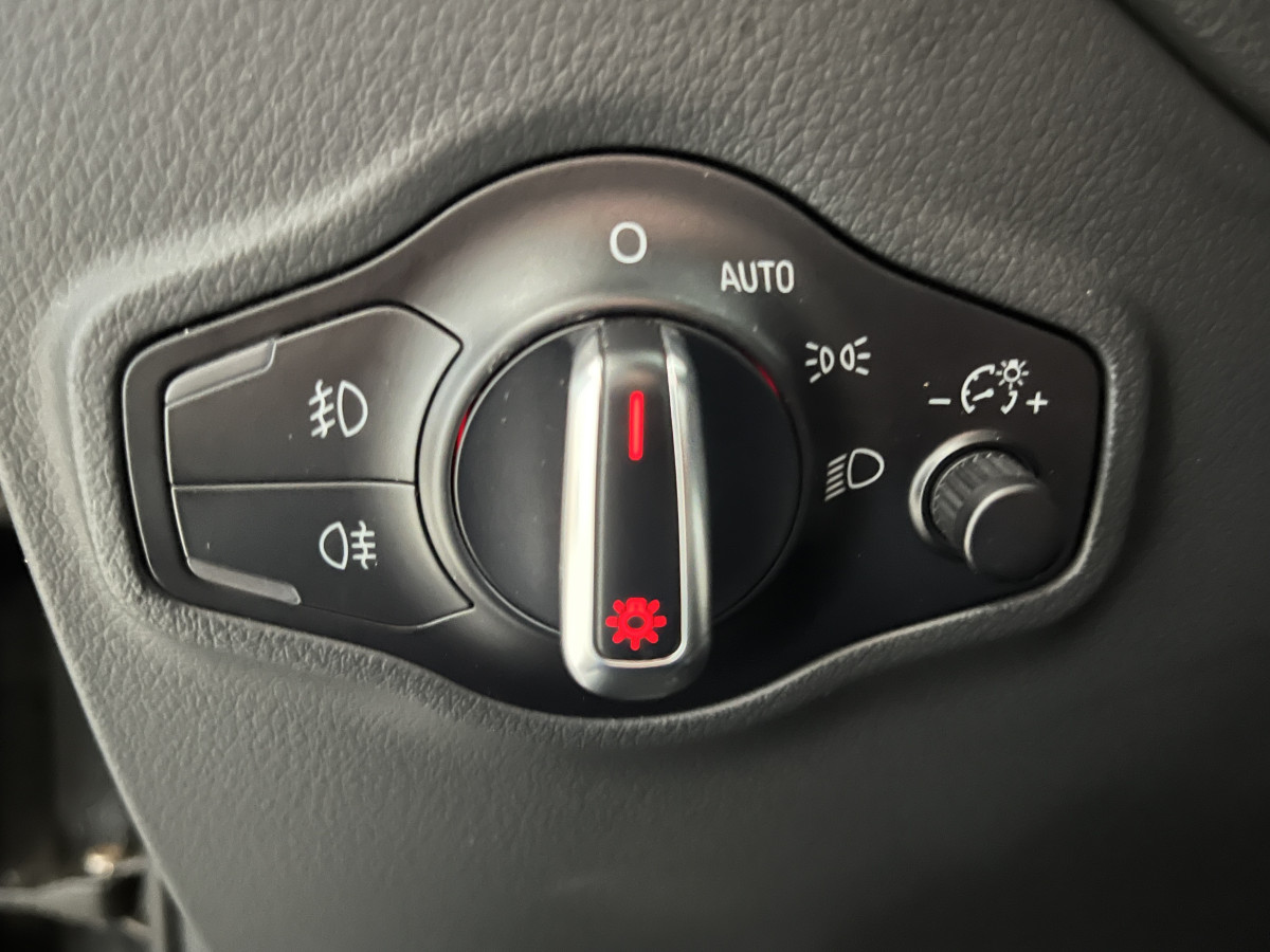 AUDI SQ5 3,0  TDI V6 326 COMPETITION  BVA8 QUATTRO  GPS CAMERA  KEYLESS  HIFI SOUND SYSTEM  BI-XENON  PARK PILOT  DRIVE SELECT JANTE 21 EXCELLENT ETAT