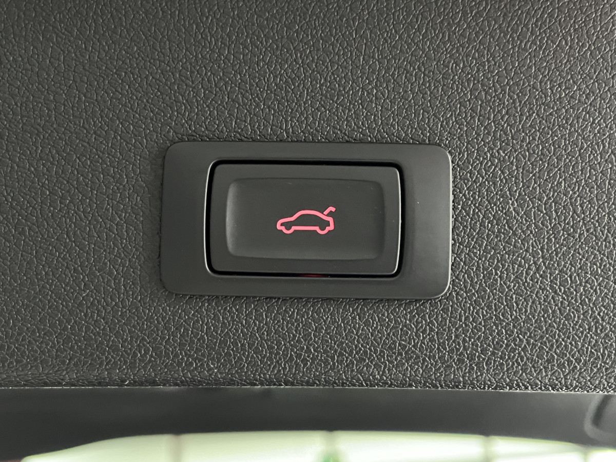 AUDI SQ5 3,0  TDI V6 326 COMPETITION  BVA8 QUATTRO  GPS CAMERA  KEYLESS  HIFI SOUND SYSTEM  BI-XENON  PARK PILOT  DRIVE SELECT JANTE 21 EXCELLENT ETAT