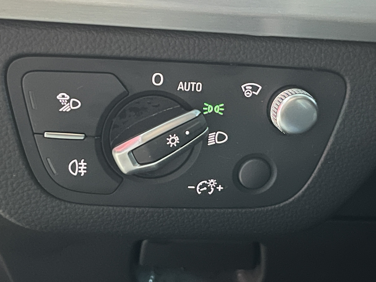 AUDI SQ5 3,0 TDI V6 347 BVA8 QUATTRO TOIT PANORAMIQUE OUVRANT  ATTELAGE ELECTRIQUE GPS  CAMERA 360 APPLE CARPLAY  KEYLESS HIFI B&O REGULATEUR ADAPTATIF PHARES MATRIX LED PARK PILOT FULL CUIR  DRIVE SELECT JANTE 21 EXCELLENT ETAT