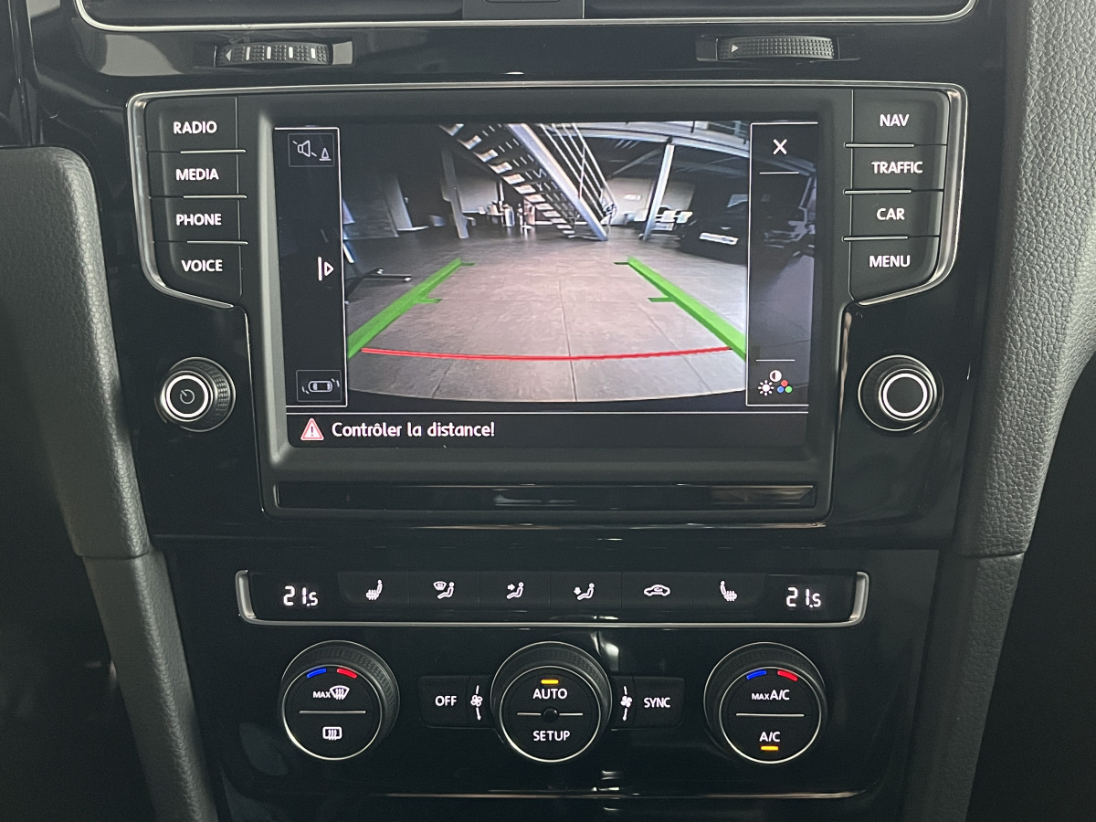 VW GOLF 7 R 2,0 TSI 300 DSG6 4MOTION GPS CAMERA  ACC DCC  REGULATEUR  ADAPTATIF LIMITEUR  FEUX BI-XENON FULL CUIR JANTES 19 PRETORIA  EXCELLENT ETAT