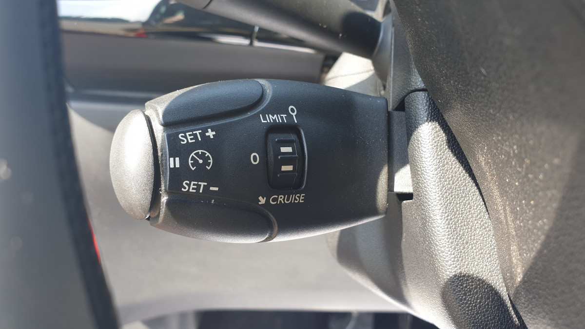 CITROEN DS3 1,6 THP 165 SPORT CHIC GPS REGULATEUR BLUETOOTH