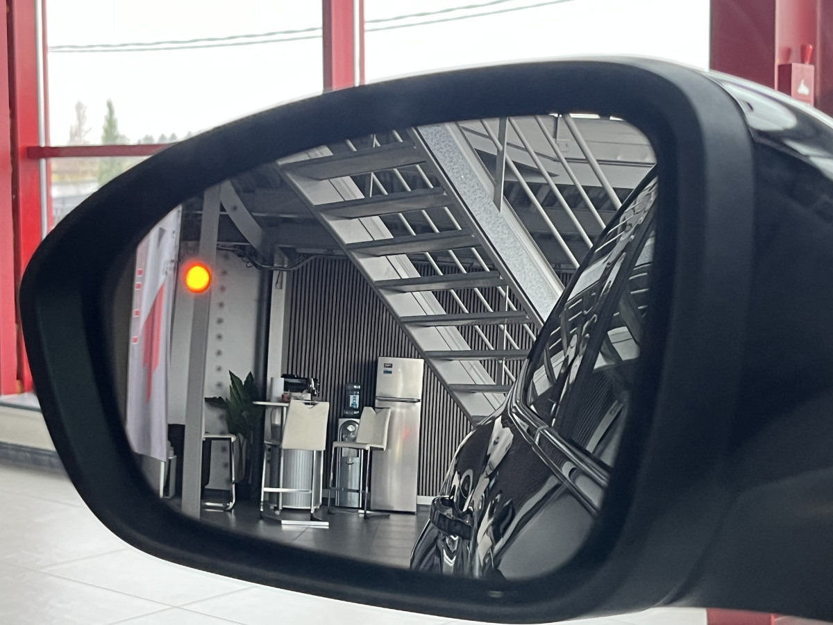 RENAULT MEGANE 4 1,8 280 RS  EDC  4 CONTROL SIEGES RECARO CHASSIS SPORT RS DRIVE  KEYLES GPS CAMERA  APPLE CARPLAY  FEUX FULL LED REGULATEUR LIMITEUR RS VISION EXCELLENT ETAT