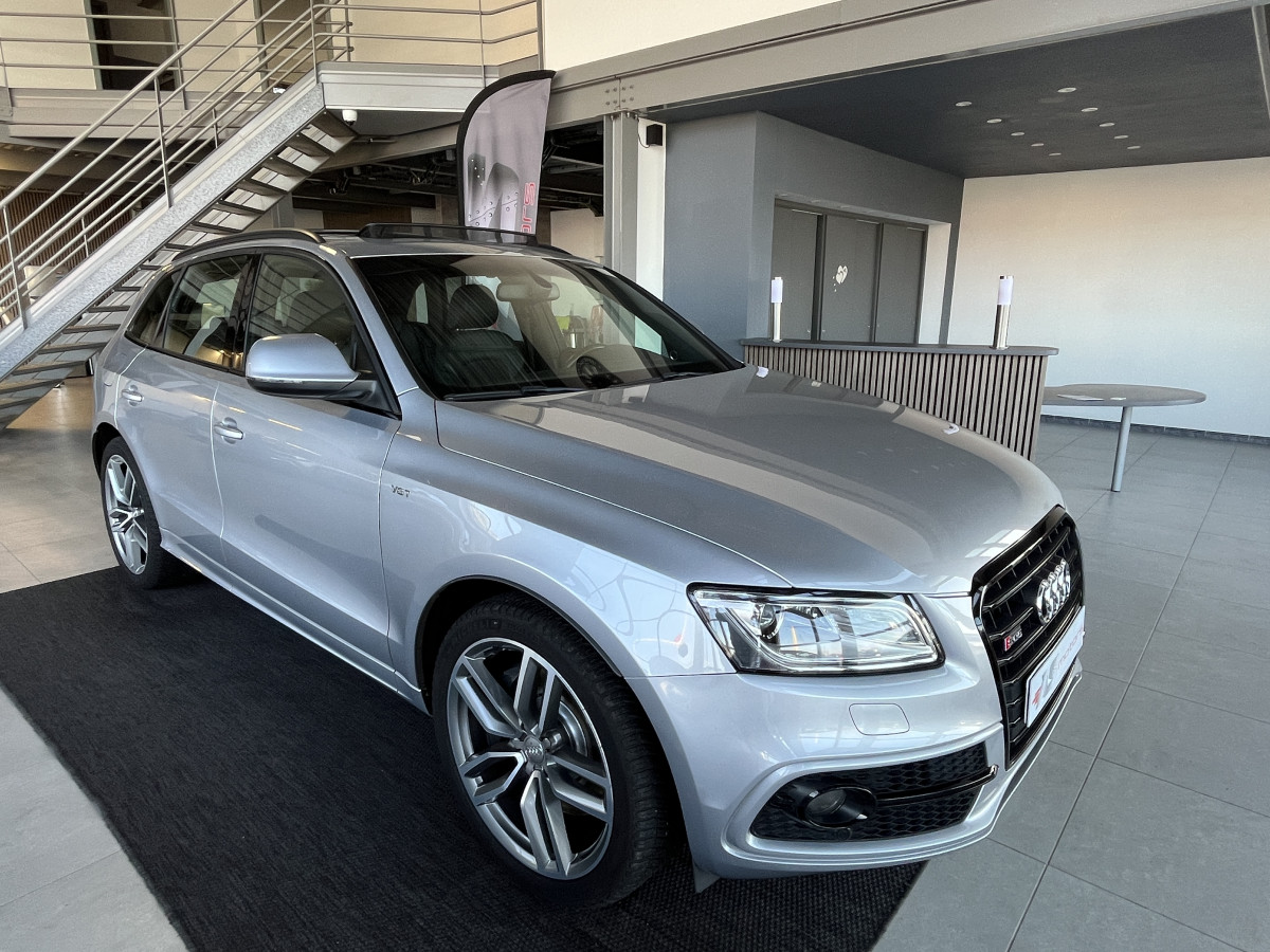 AUDI SQ5 3,0  TDI V6 313 BVA8 QUATTRO TOIT PANORAMIQUE OUVRANT  GPS CAMERA HIFI B&O KEYLESS  BI-XENON  PARK PILOT  DRIVE SELECT JANTE 21  EXCELLENT ETAT