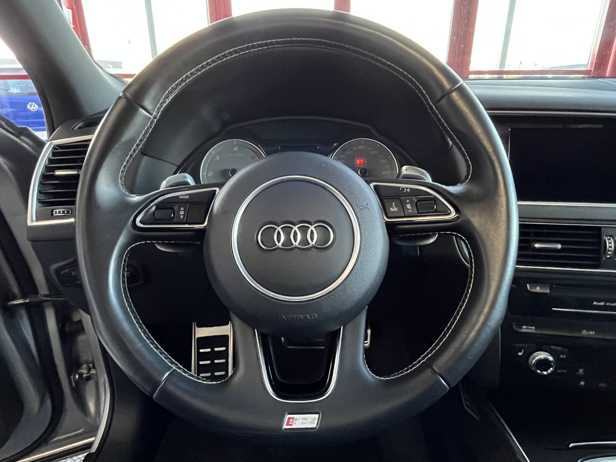 AUDI SQ5 3,0  TDI V6 313 BVA8 QUATTRO TOIT PANORAMIQUE OUVRANT  GPS CAMERA HIFI B&O KEYLESS  BI-XENON  PARK PILOT  DRIVE SELECT JANTE 21  EXCELLENT ETAT