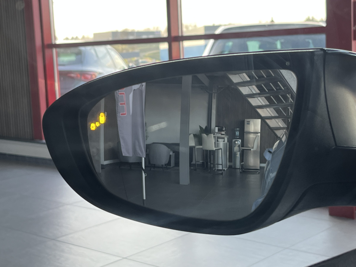 HYUNDAI I20 N 1,6 T-GDI 204 GPS CAMERA APPLE CARPLAY REGULATEUR LIMITEUR KEYLESS VIRTUAL COCKPIT DRIVE SELECT HIFI BOSE FULL LED DIFFERENTIEL A GLISSEMENT EXCELLENT ETAT