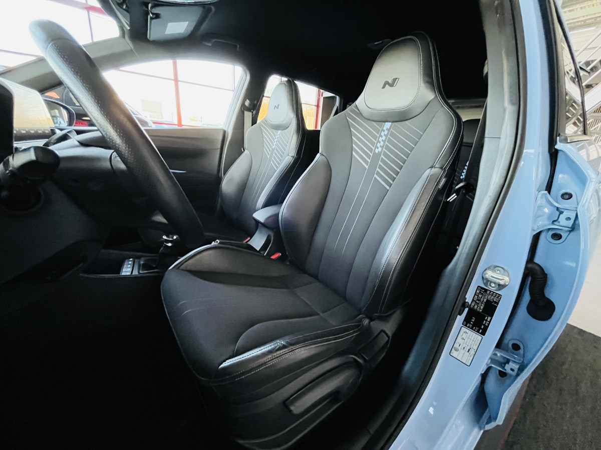 HYUNDAI I20 N 1,6 T-GDI 204 GPS CAMERA APPLE CARPLAY REGULATEUR LIMITEUR KEYLESS VIRTUAL COCKPIT DRIVE SELECT HIFI BOSE FULL LED DIFFERENTIEL A GLISSEMENT EXCELLENT ETAT