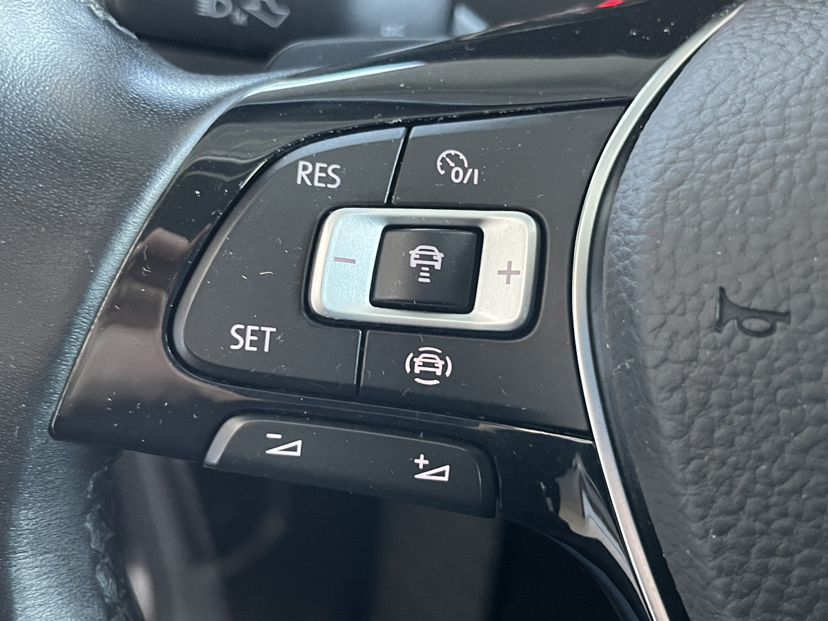 VOLKSWAGEN TIGUAN 2,0 190 DSG7 TYPE CARAT 4MOTION GPS CAMERA APPLE CARPLAY   ATTELAGE  REGULATEUR ADAPTATIF  FEUX FULL LED PACK HIVER  EXCELLENT ETAT