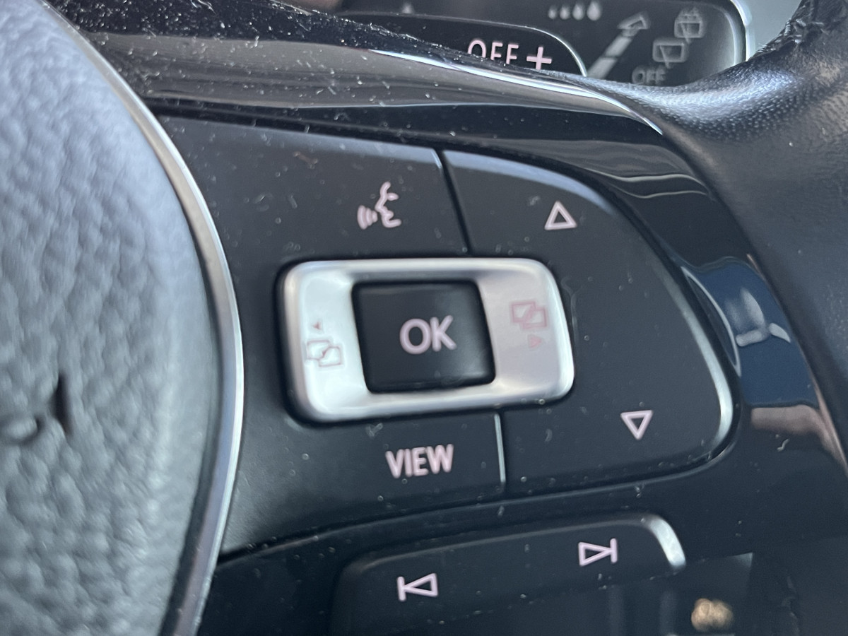 VOLKSWAGEN TIGUAN 2,0 190 DSG7 TYPE CARAT 4MOTION GPS CAMERA APPLE CARPLAY   ATTELAGE  REGULATEUR ADAPTATIF  FEUX FULL LED PACK HIVER  EXCELLENT ETAT