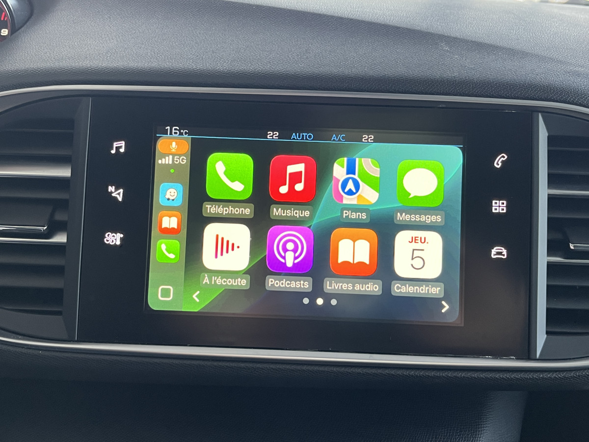 PEUGEOT 308 1,2 130 EAT8 TYPE ALLURE GPS KEYLESS APPLE CARPLAY TOIT PANRAMIQUE REGULATEUR LIMITEUR ATTELAGE PARK PILOT JANTES ALU 17  EXCELLENT ETAT