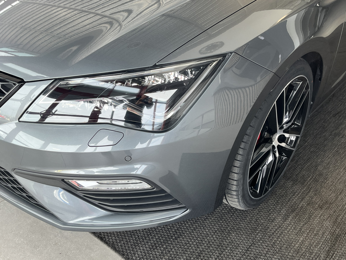 SEAT LEON CUPRA 2,0 TSI 300 GPS DCC REGULATEUR  PARK PILOT SEAT SOUND  FULL LED KEYESS DIGITAL COCKPIT JANTES 19 EXCELLENT ETAT