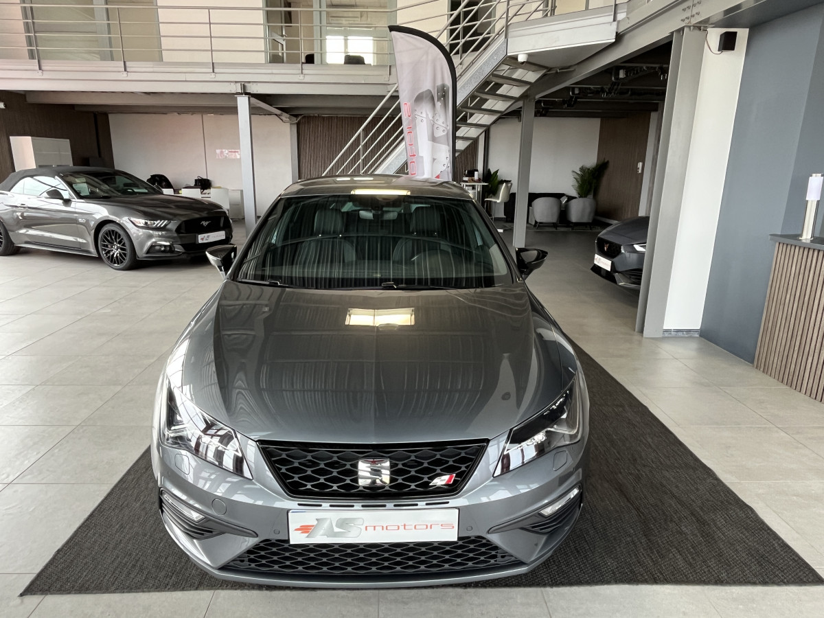 SEAT LEON CUPRA 2,0 TSI 300 GPS DCC REGULATEUR  PARK PILOT SEAT SOUND  FULL LED KEYESS DIGITAL COCKPIT JANTES 19 EXCELLENT ETAT