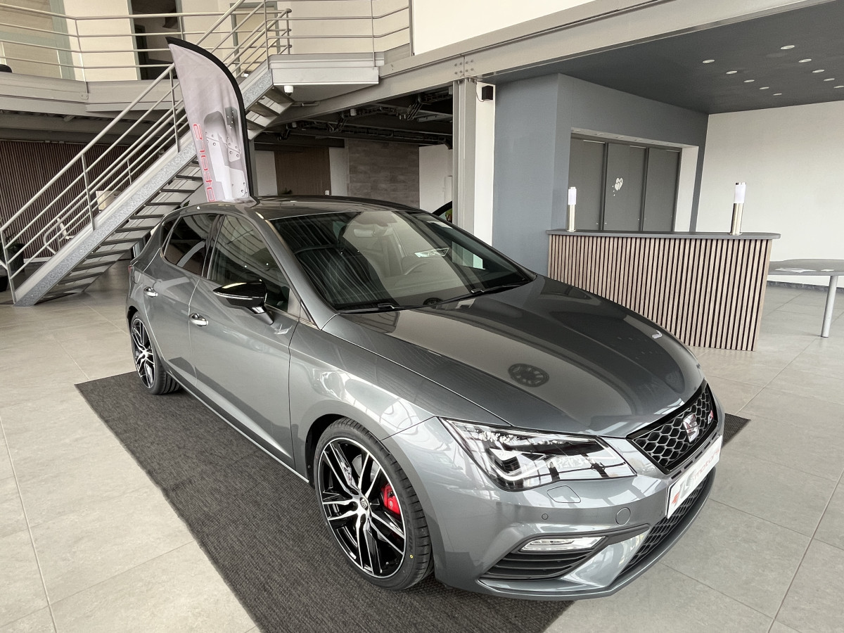 SEAT LEON CUPRA 2,0 TSI 300 GPS DCC REGULATEUR  PARK PILOT SEAT SOUND  FULL LED KEYESS DIGITAL COCKPIT JANTES 19 EXCELLENT ETAT
