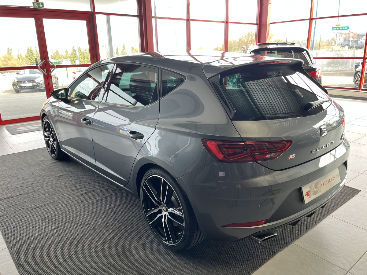 SEAT LEON CUPRA 2,0 TSI 300 GPS DCC REGULATEUR  PARK PILOT SEAT SOUND  FULL LED KEYESS DIGITAL COCKPIT JANTES 19 EXCELLENT ETAT