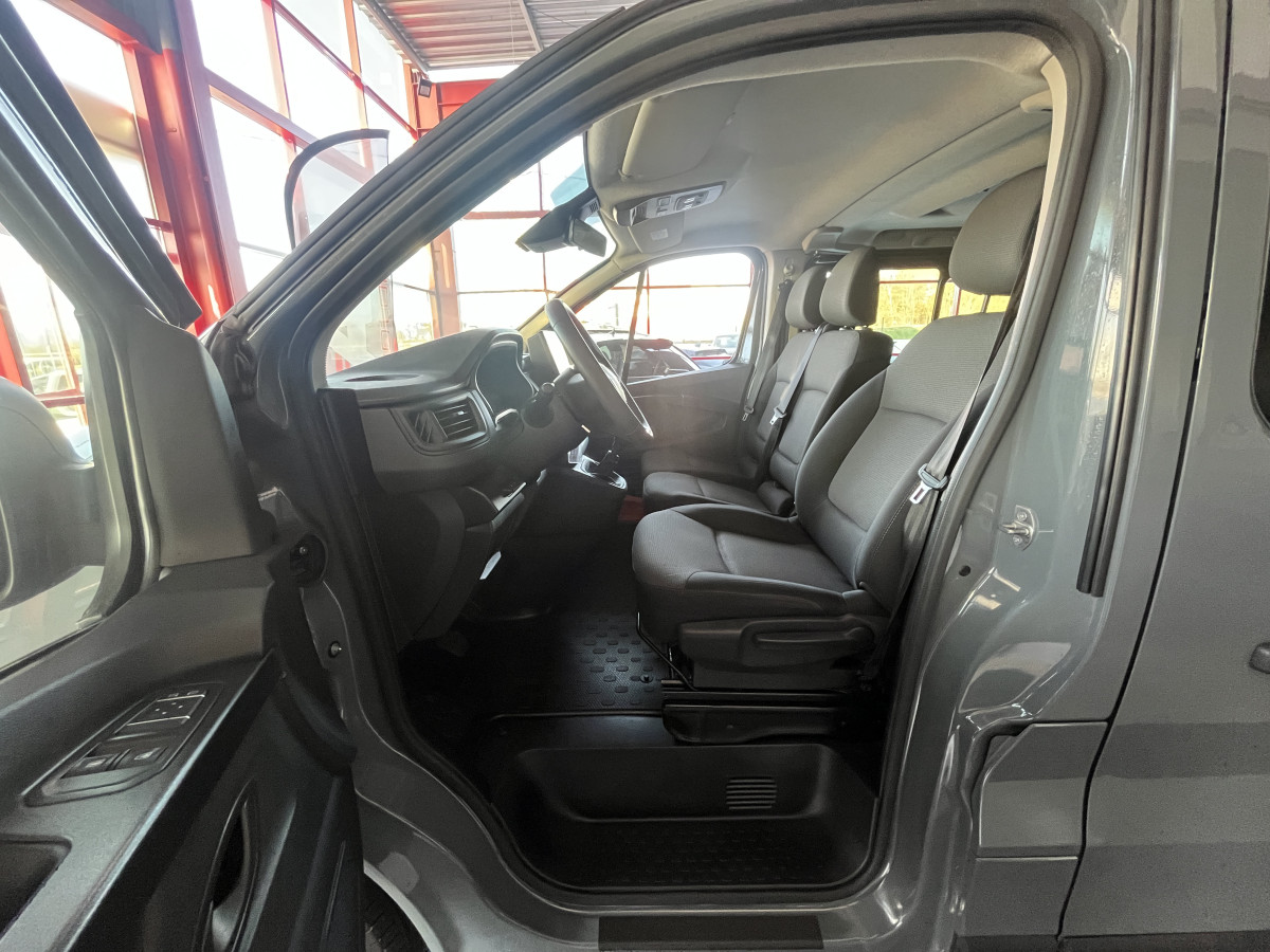 RENAULT TRAFIC SPACECLASS 9 PLACES  L2 H1 2,0 DCI 150 GPS FEUX FULL LED APPLE CARPLAY RADAR DE RECUL REGULATEUR LIMITEUR TVA RECUPERABLE EXCELLENT ETAT